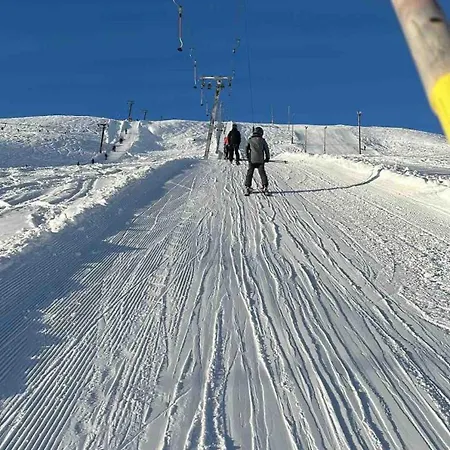 Nyaraló In Valldalen, *