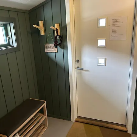 In Valldalen, Nyaraló