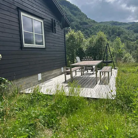 Koselig Fjellhytte I Vakre Valldalen, Roldal, Ullensvang * Røldal